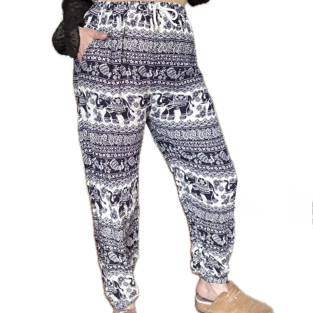 MADE IN THAILAND - Small, deep pocket drawstring elastic waistband